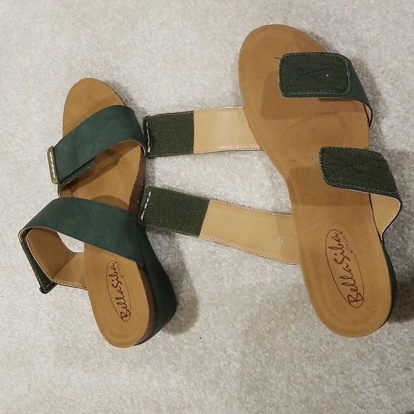 Used once green Bella Siba green slip in with adjustable bands. - Picture 5 of 11